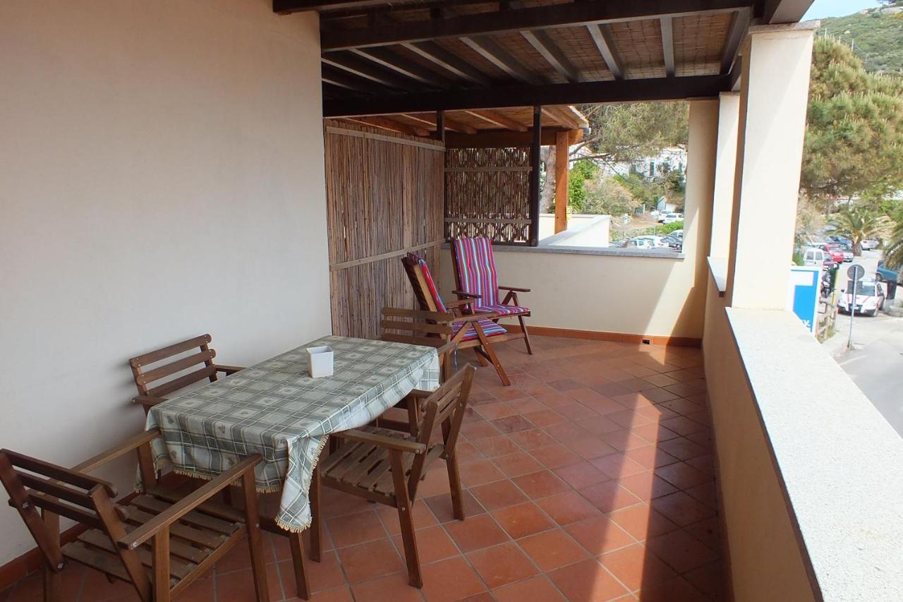 Le Soleil Apartment Spiaggia di Cavoli Exterior photo