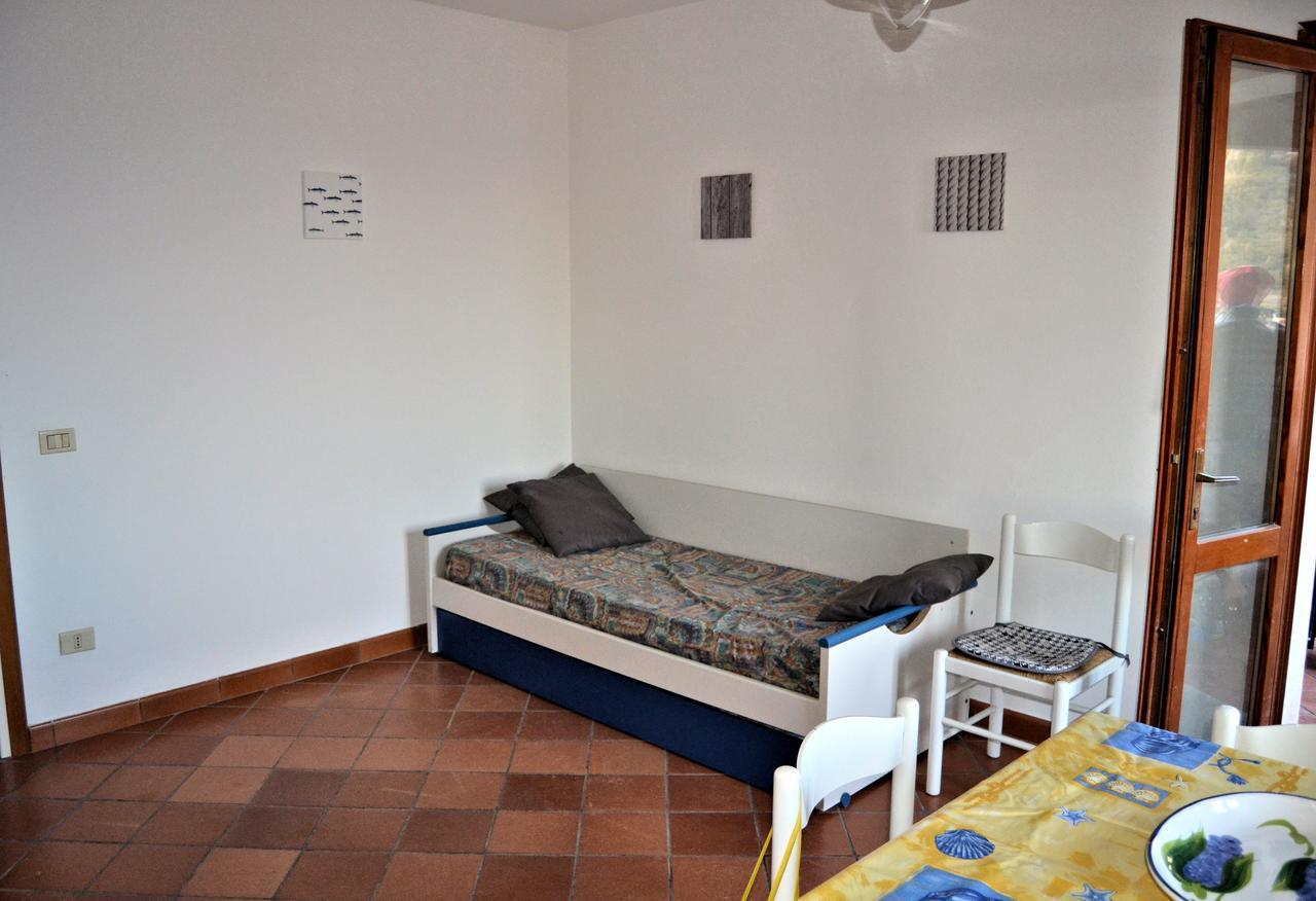 Le Soleil Apartment Spiaggia di Cavoli Exterior photo