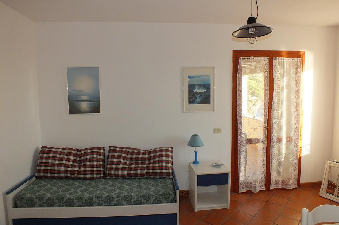 Le Soleil Apartment Spiaggia di Cavoli Exterior photo