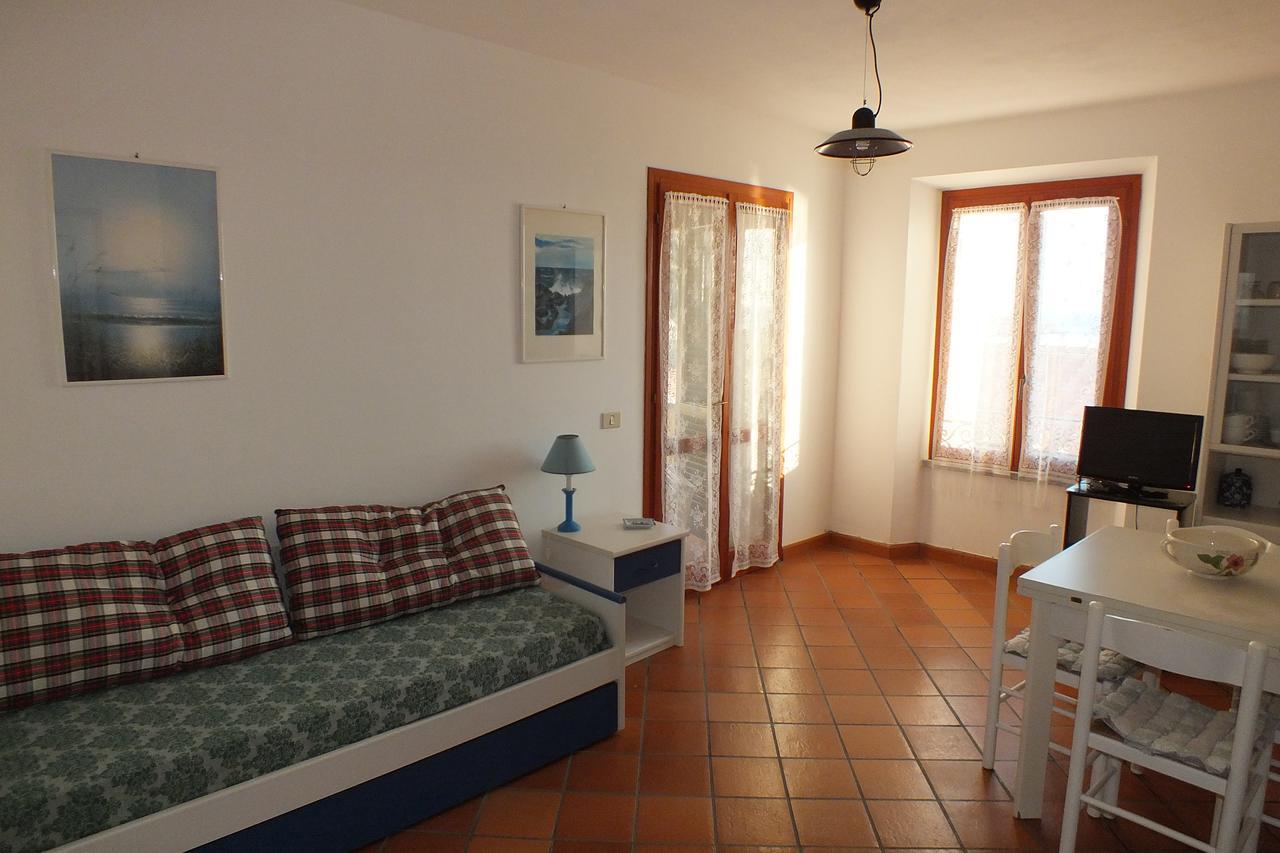 Le Soleil Apartment Spiaggia di Cavoli Exterior photo